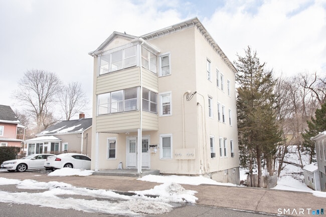 Building Photo - 110 Beaver St