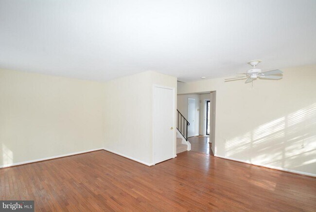 Building Photo - 10249 Quiet Pond Terrace