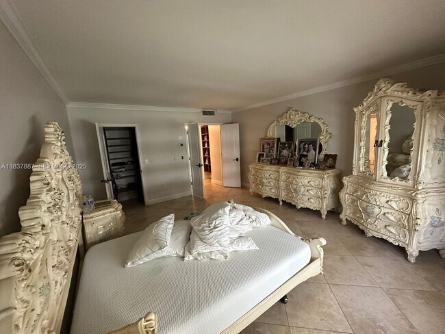 Building Photo - 9801 Collins Ave