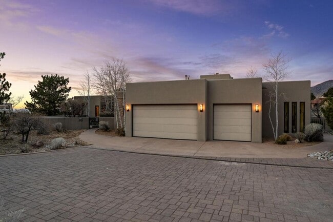 Building Photo - 13415 Pino Ridge Pl NE