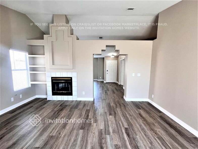 Building Photo - 512 Calypso Dr