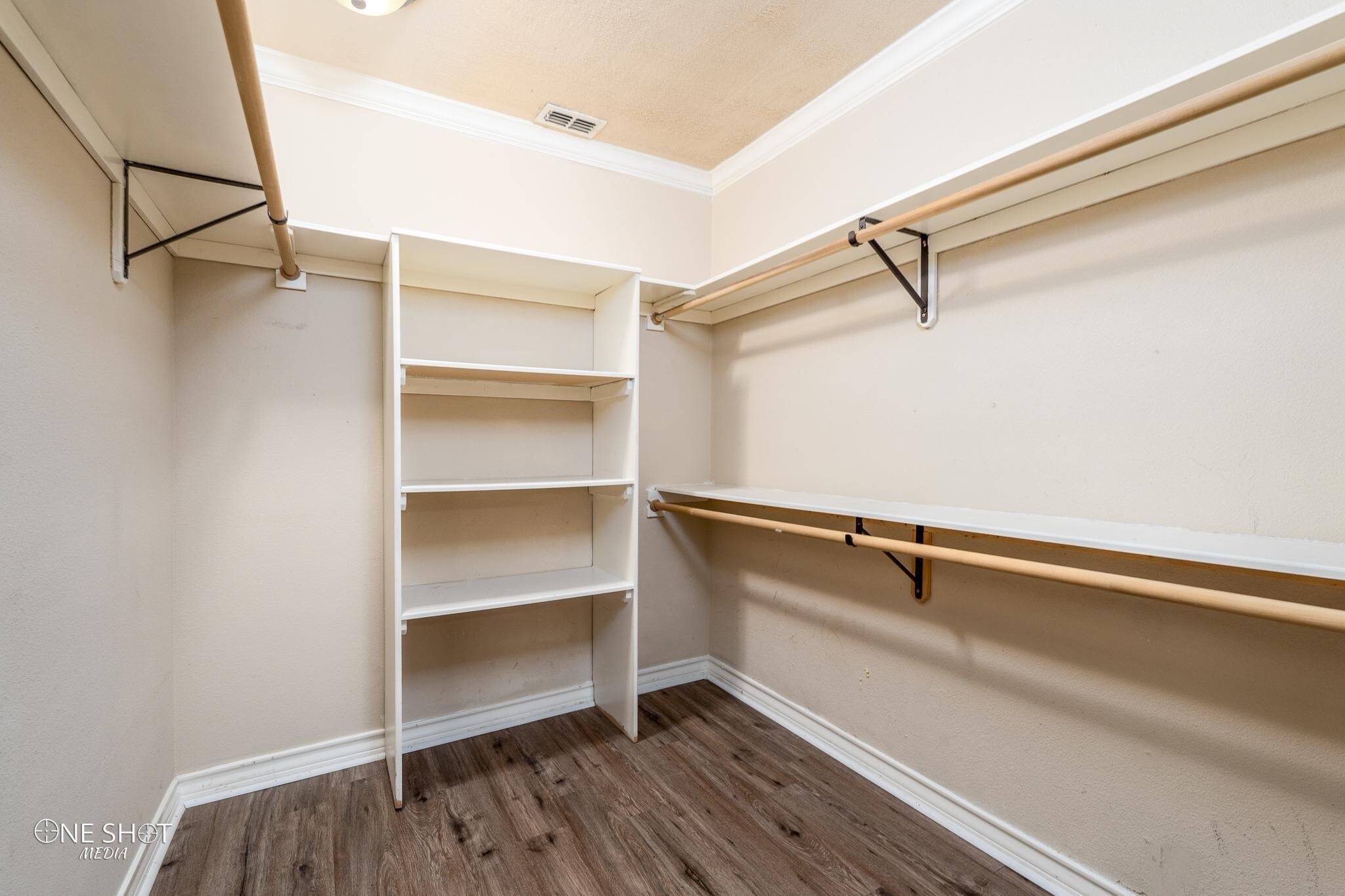 Building Photo - 1410 S 32nd St