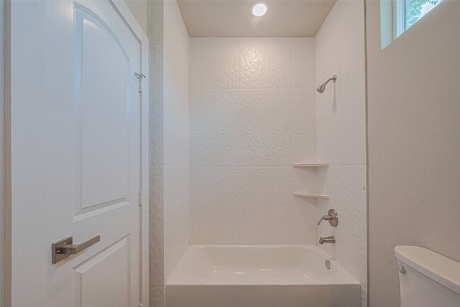 Building Photo - 2414 Sam Wilson St