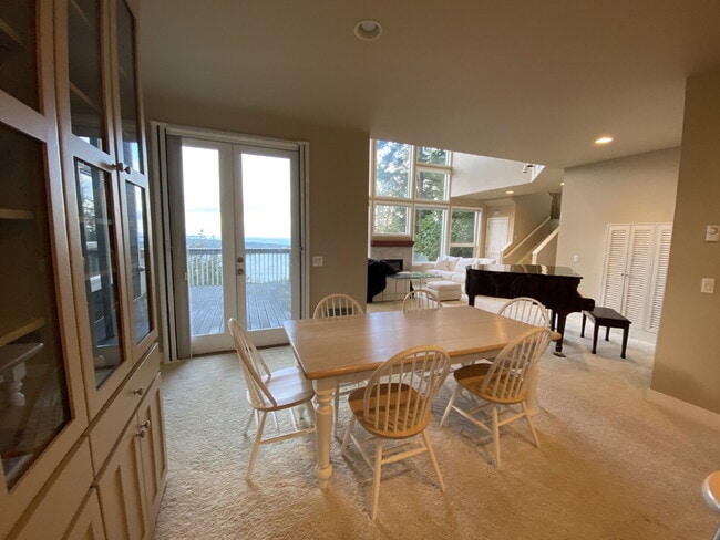 Building Photo - Private Orcas Island home with scenic views and tranquil outdoor space