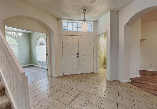 Building Photo - 9525 Southern Garden Cir