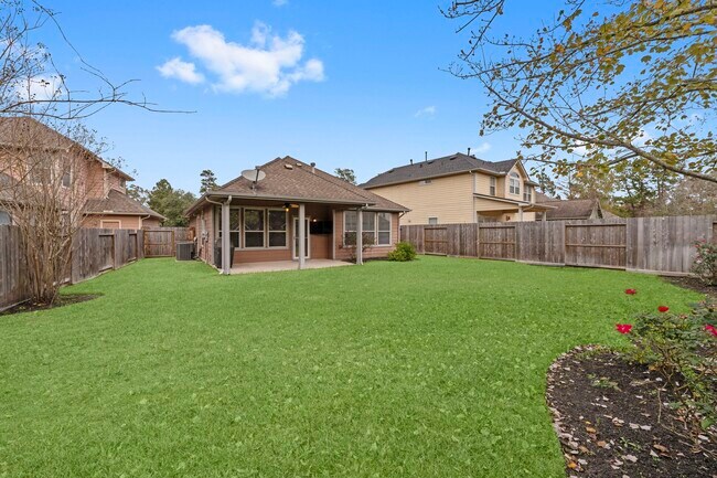 Building Photo - 15 Patina Pines Pl