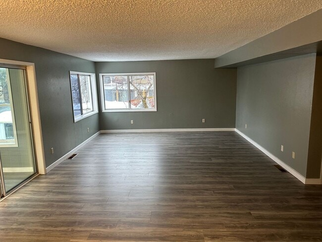 Building Photo - 1726 Kimberly Dr