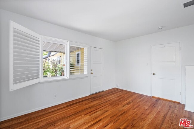 Building Photo - 4105 Irving Pl