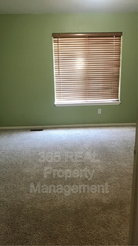 Building Photo - 3026 45th Ave