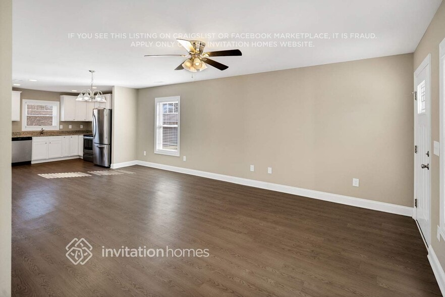 Building Photo - 298 Vance Dr NE