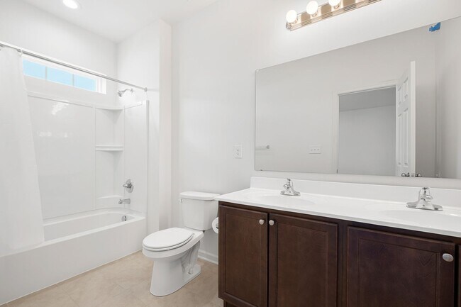 Building Photo - 415 Lenape Way