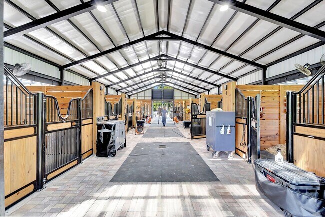 Building Photo - 5446 Reynolds Rd