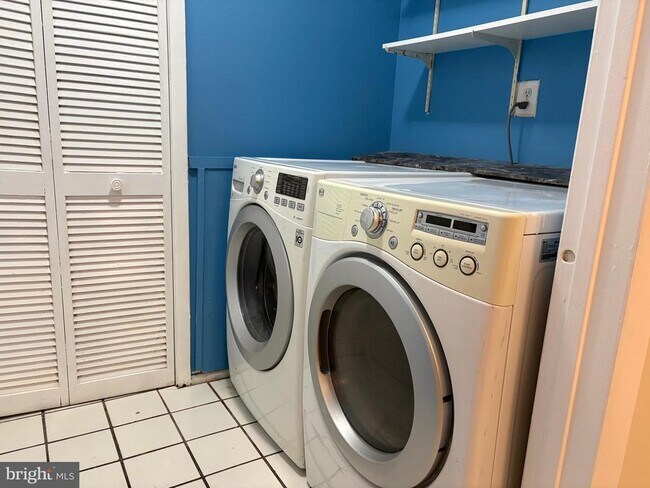 Building Photo - 85 Arbor Meadow Dr