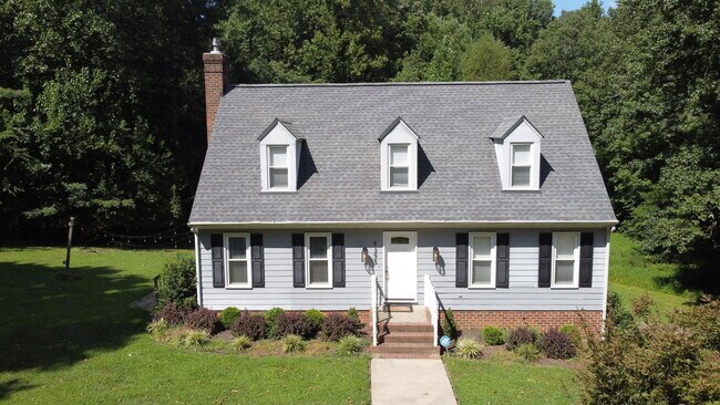 Building Photo - 9395 Blacksmith Dr
