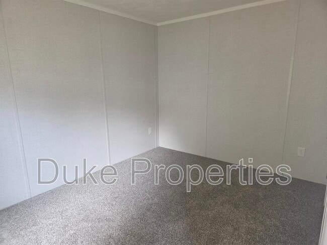 Building Photo - 635 Kilkenny Dr