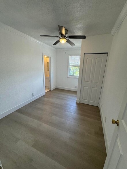 Building Photo - 330 Cypress Dr