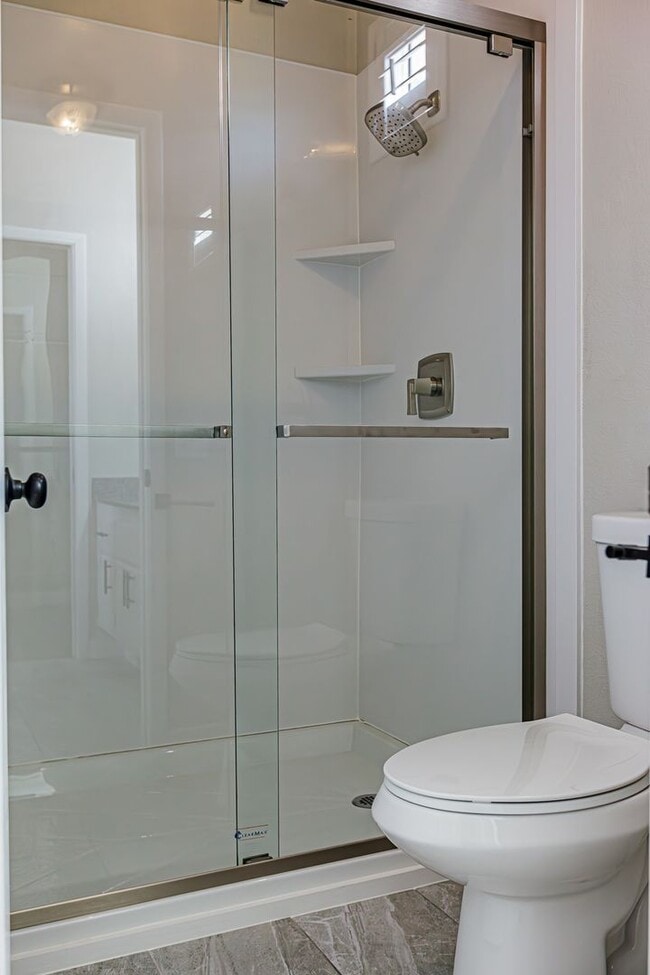 Building Photo - Green Valley Condo