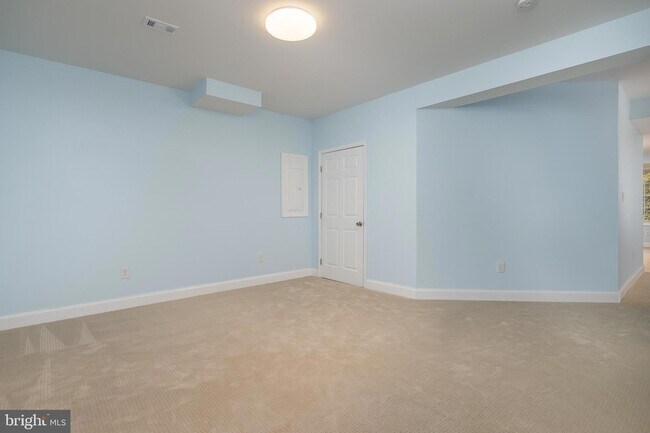 Building Photo - 5634 Annenberg Ct