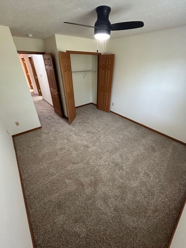 Building Photo - Quiet Neighborhood - Troy, OH (2 Bedroom R...