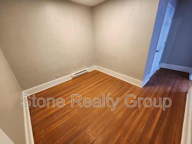 Building Photo - 1527 Ohio St