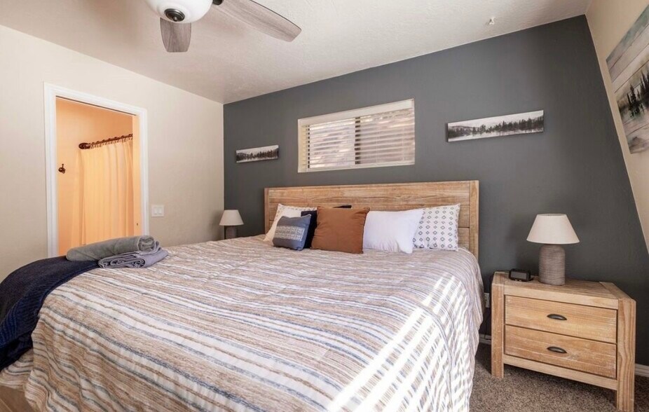 Building Photo - 637 Sugarloaf Blvd