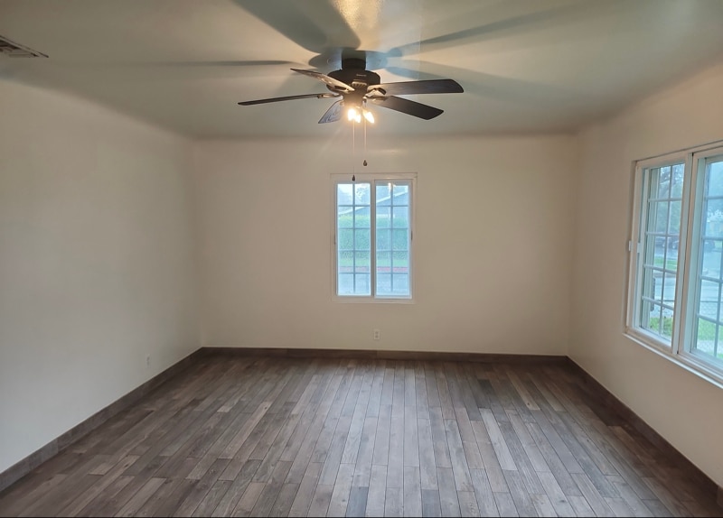 Building Photo - 306 W Sunkist St