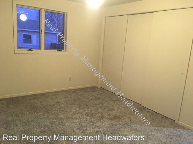 Building Photo - 3 br, 2.5 bath House - 1560 Williamsburg Road