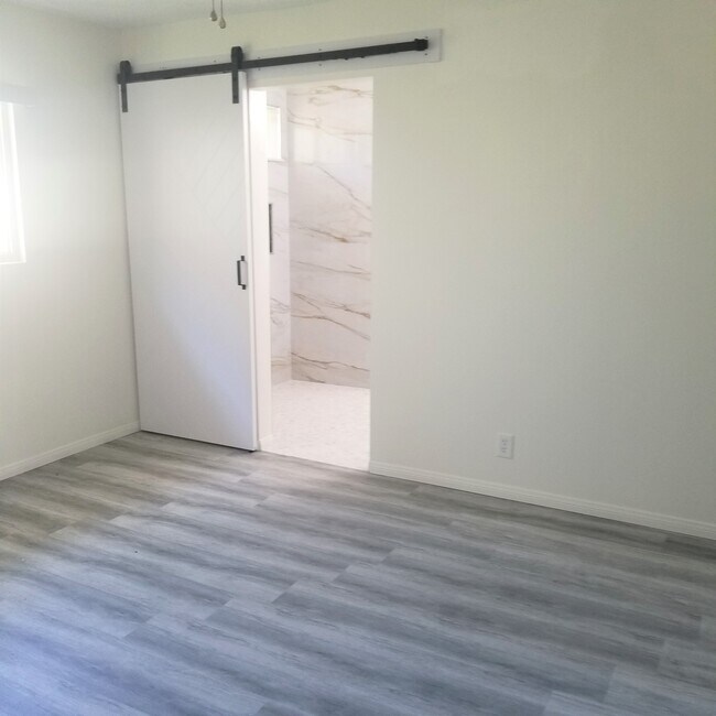 Master Bedroom - 3434 W 170th St