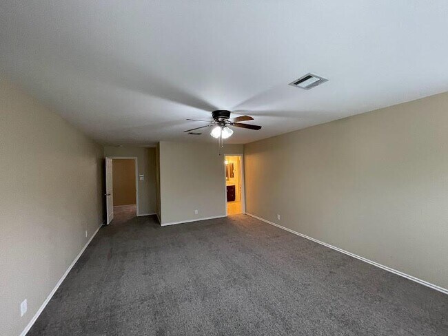 Building Photo - 1825 Red Rock Dr