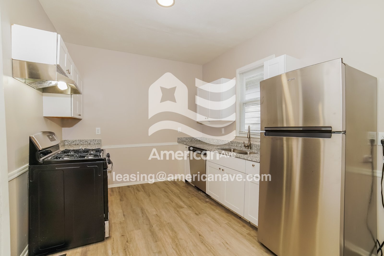 Building Photo - 1706 N Machin Ave