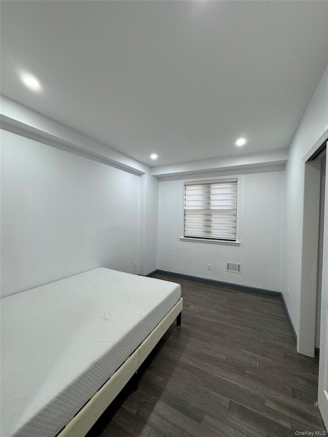 Building Photo - 49-20 167th St