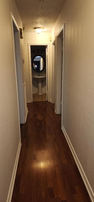 Building Photo - 22830 Indian Ridge Dr