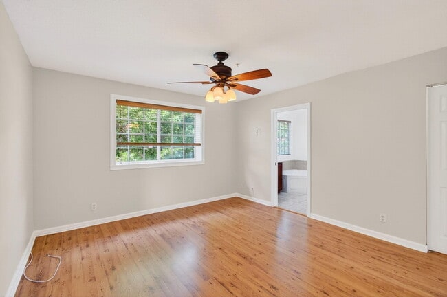 Building Photo - 4582 Danson Way