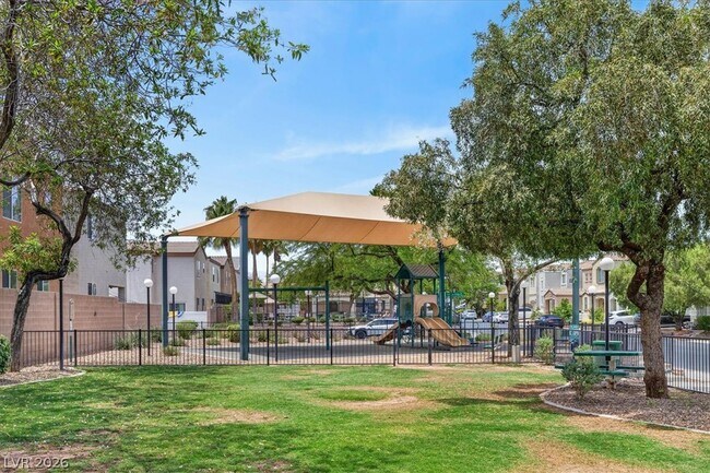 Building Photo - 7653 Crystal Village Ln