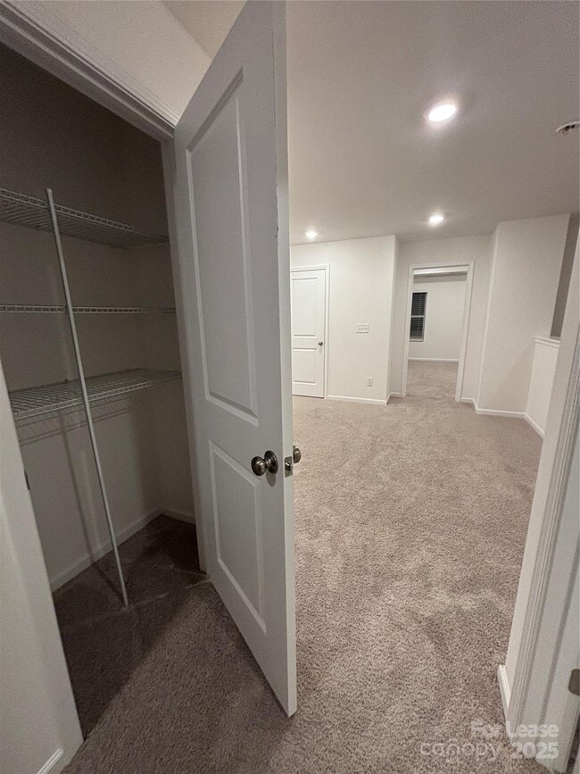 Building Photo - 5034 Falstone Dr