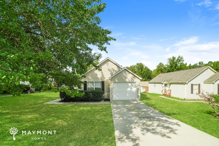 Primary Photo - 1195 Foxwood Dr