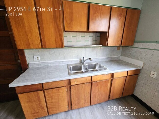 Building Photo - UP 2954 E 67th St--