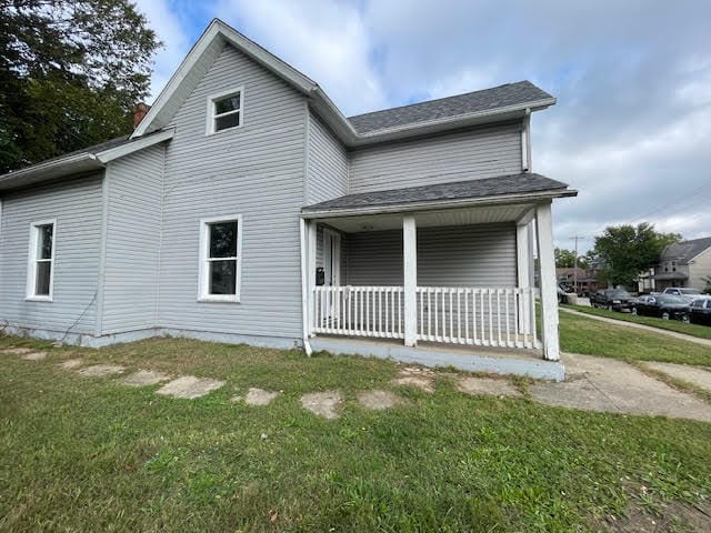 Building Photo - 317 Studebaker St