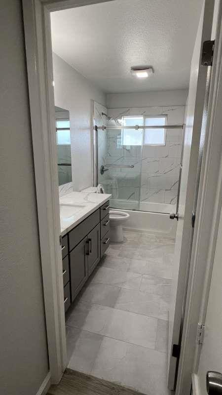 Building Photo - 1281 Saratoga Ave