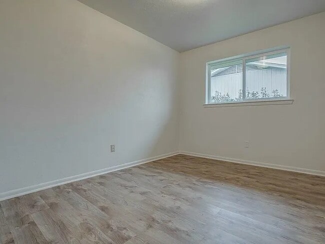 Building Photo - 12805 Pandora Dr