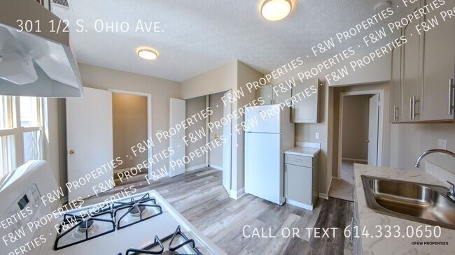 Building Photo - 301 1/2 S. Ohio Ave.-