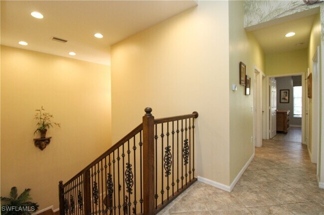 Building Photo - 12240 Toscana Way