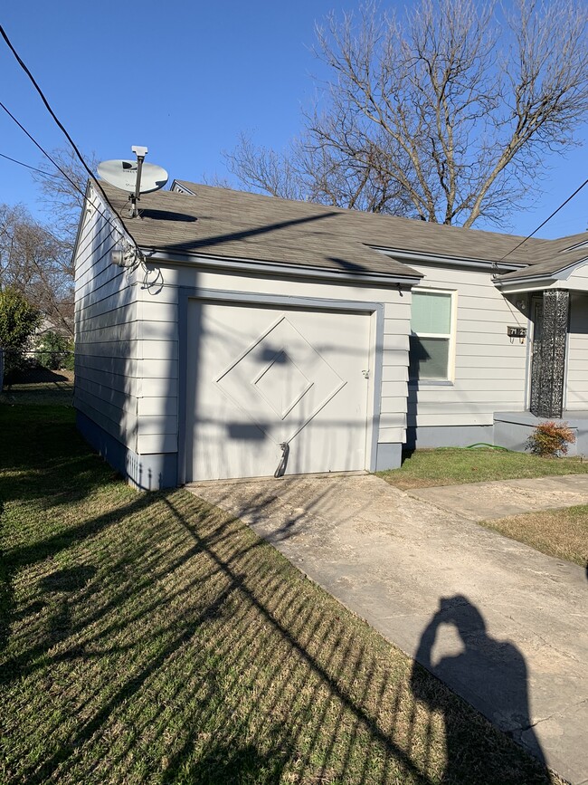 Building Photo - 7121 Toland St