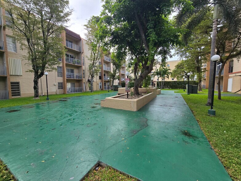 Building Photo - 4715 NW 7th St