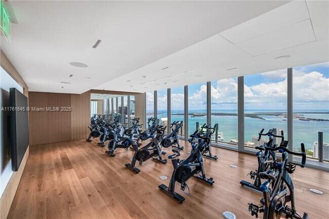 Building Photo - 300 Biscayne Blvd Way