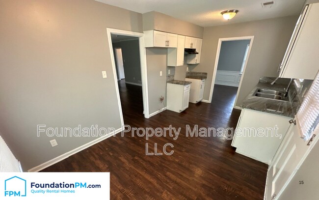 Building Photo - 2564 Lynnfield Rd