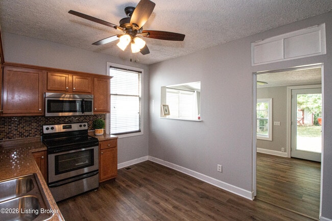 Building Photo - 1825 Frankfort Ave