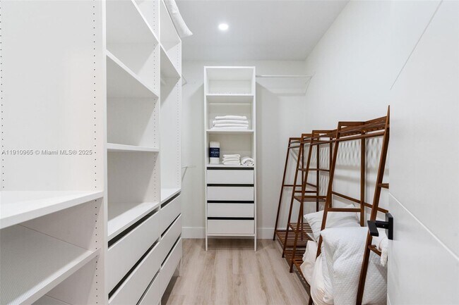 Building Photo - 12511 SW 13th St