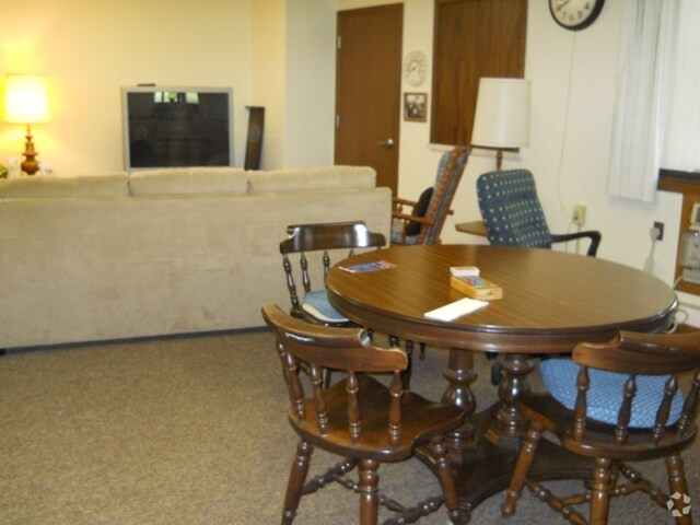 Dining Area - Orchard Valley