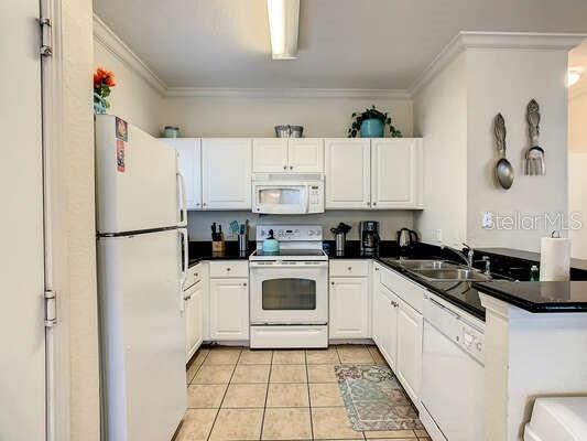 Building Photo - 2950 Lucayan Harbour Cir